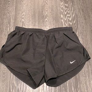 Nike dri-fit running shorts black/silver - size m